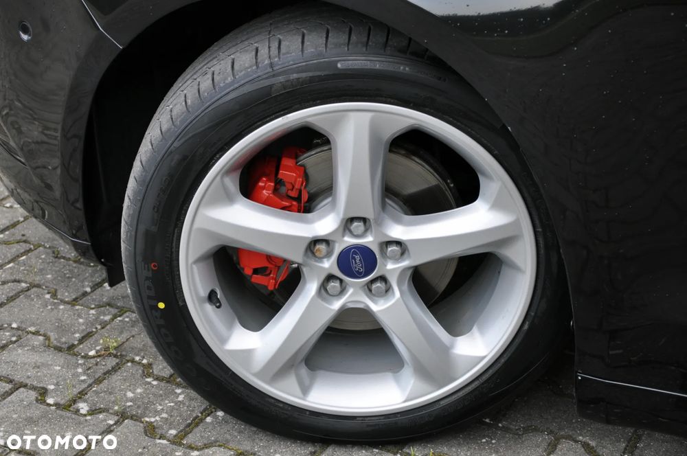 Ford Mondeo 2.0 TDCi Titanium PowerShift - 32