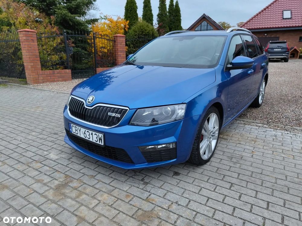 Skoda Octavia Combi 2.0 TDI RS - 3
