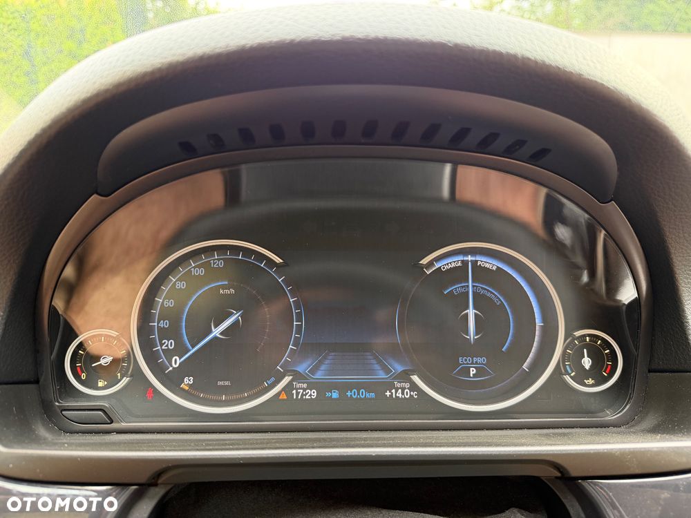 BMW Seria 5 520d Luxury Line - 35