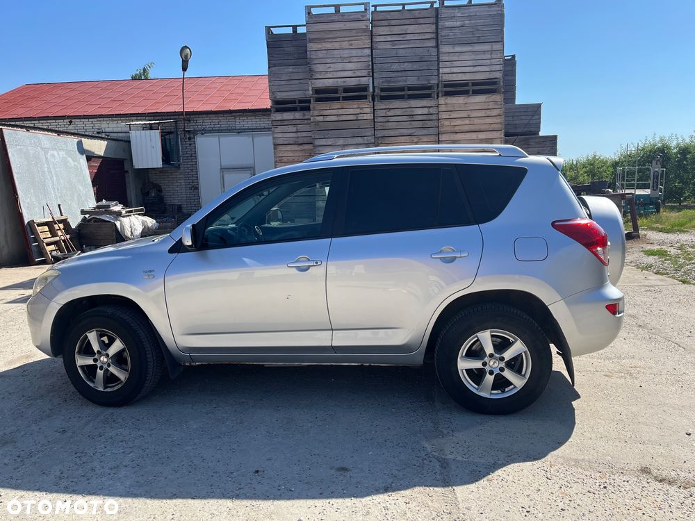 Toyota RAV4 2.2 D-4D 4x4 - 4