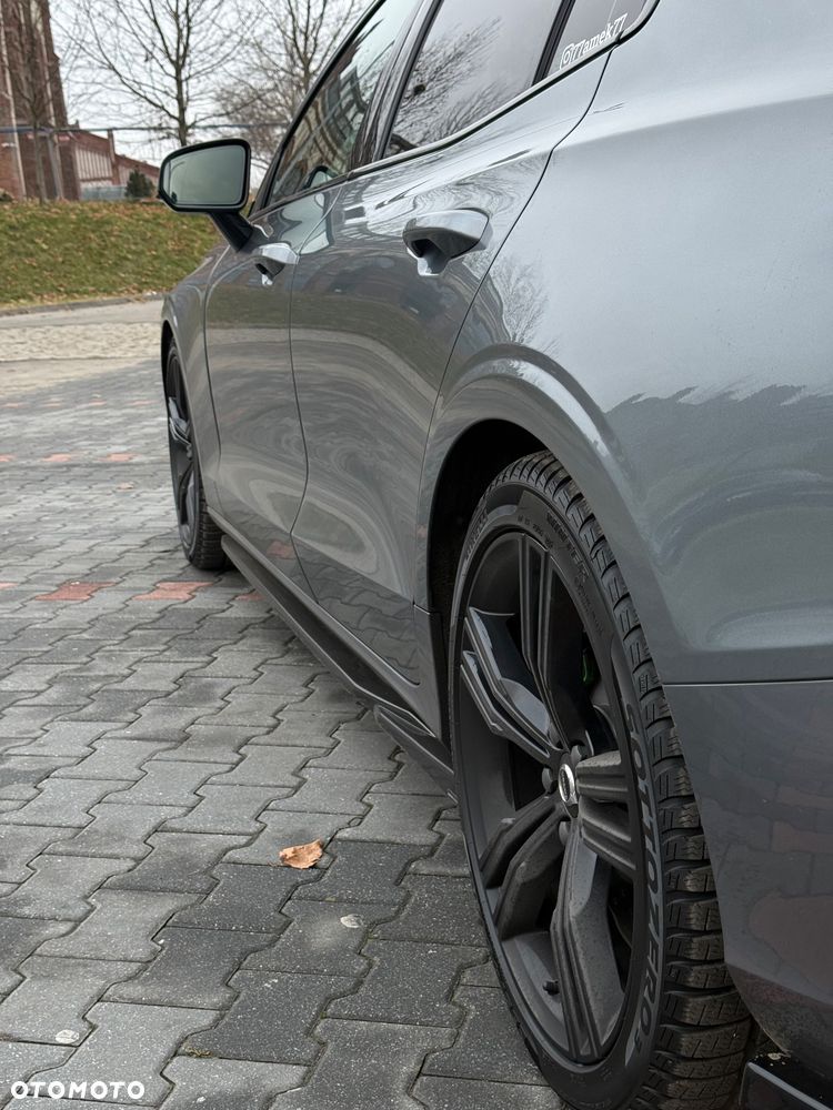 Volvo S60 T5 R-Design - 13