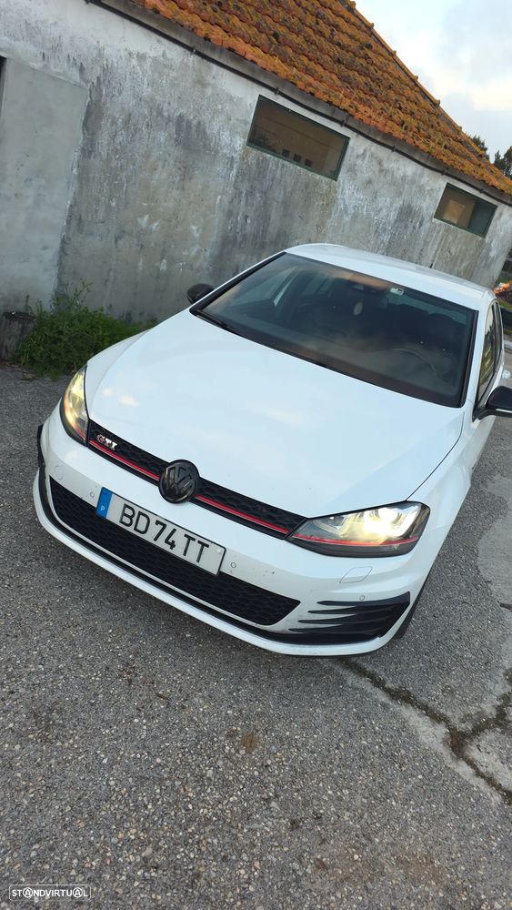 VW Golf 2.0 GTi DSG Edition 30 - 1