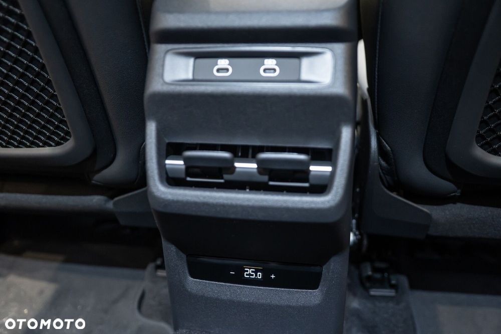 Audi Q3 Sportback - 20