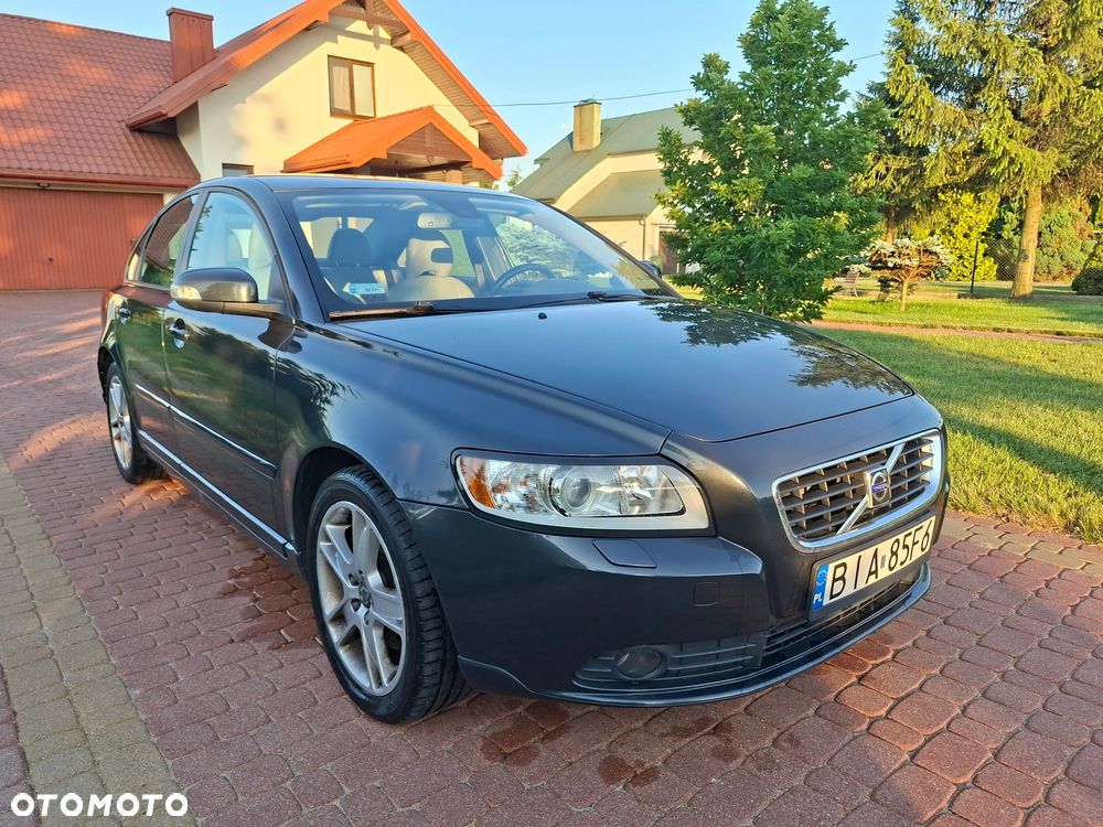 Volvo S40 2.0D Momentum - 4