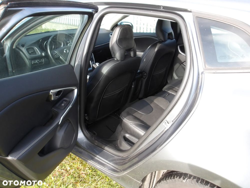 Volvo V40 D3 Kinetic - 7