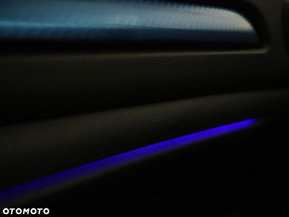 Renault Megane ENERGY TCe 205 EDC GT - 38