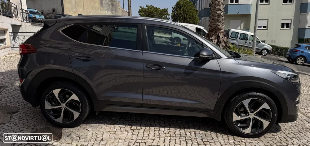 Hyundai Tucson 1.7 CRDi Premium DCT - 10