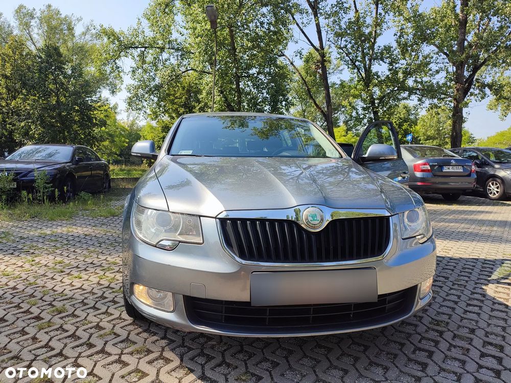 Skoda Superb 1.8 TSI Active - 10
