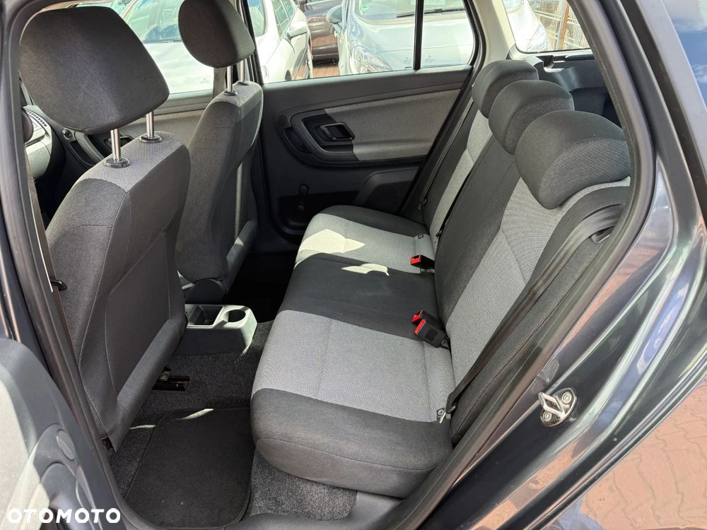 Skoda Fabia 1.2 HTP FAMILY - 15