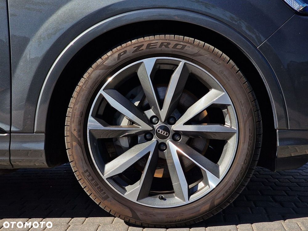 Audi Q7 - 9