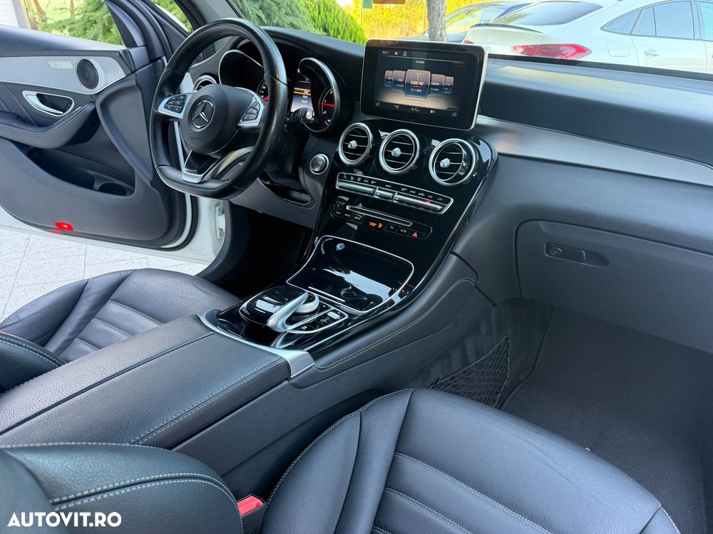 Mercedes-Benz GLC Coupe 220 d 4Matic 9G-TRONIC - 24