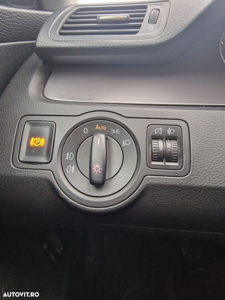 Volkswagen Passat 2.0 TDI Comfortline DPF - 11