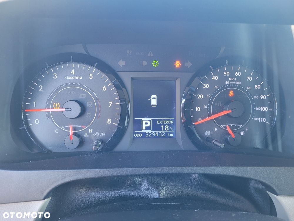 Toyota Sienna 3.5 V6 - 4