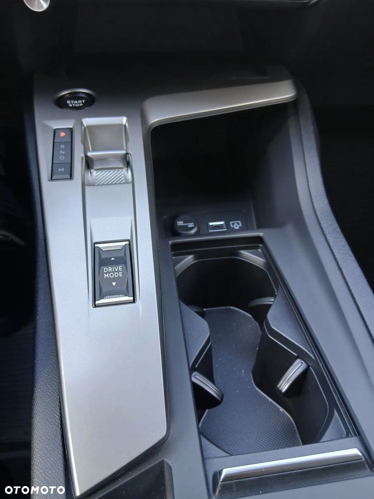 Peugeot 308 - 11