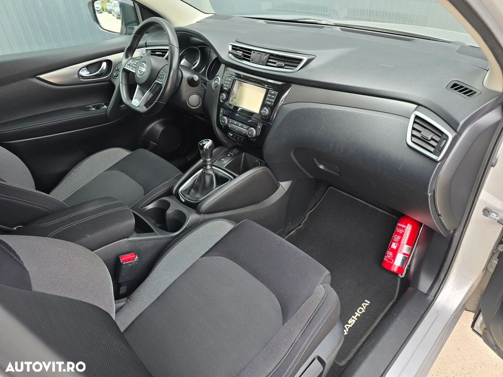 Nissan Qashqai 1.5 DCI TEKNA - 6