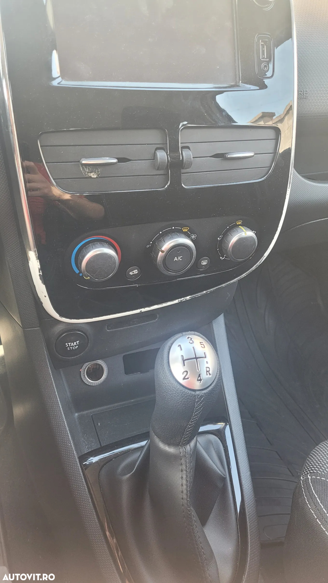 Renault Clio - 14