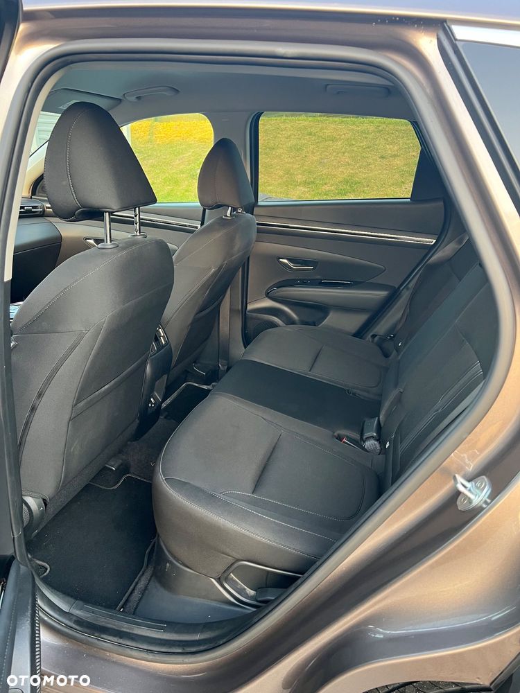 Hyundai Tucson 1.6 T-GDi HEV Executive 2WD - 14