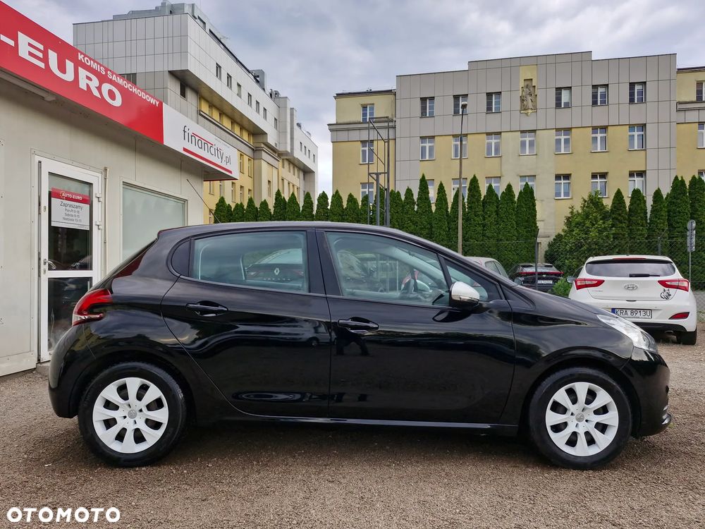 Peugeot 208 PureTech 82 Urban Move - 7