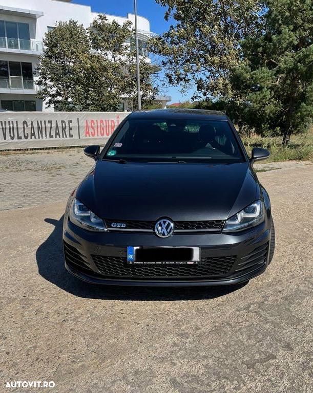 Volkswagen Golf 2.0 TDI DPF BMT DSG GTD - 1