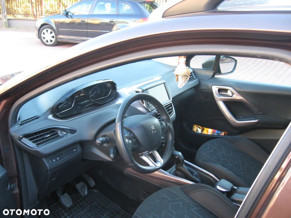 Peugeot 2008 - 17