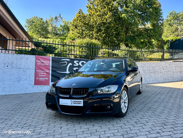 BMW 320 d Touring Navigation Sport