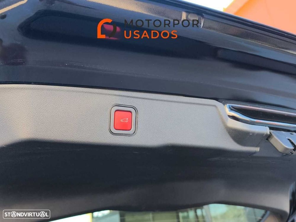 Jeep Avenger 1.2 e-Hybrid Summit DCT - 26