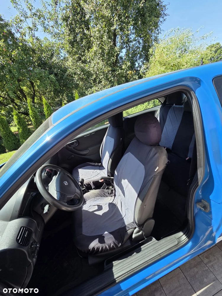 Opel Corsa - 16