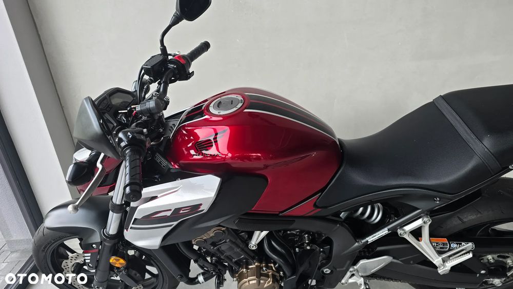 Honda CB - 17