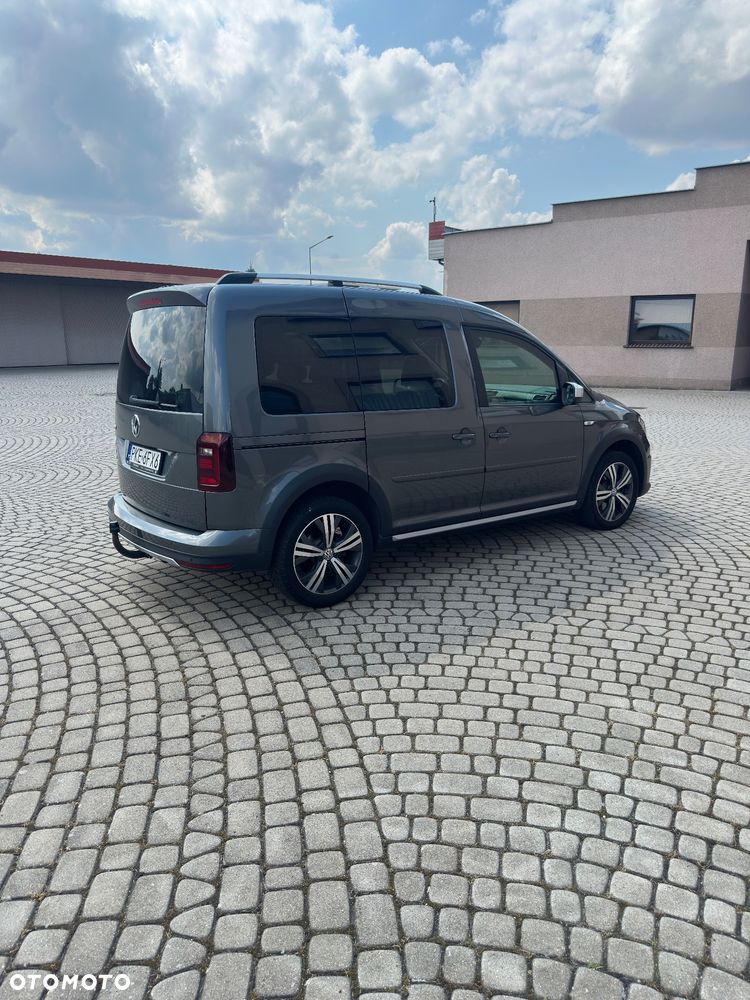 Volkswagen Caddy 2.0 TDI Alltrack DSG - 4