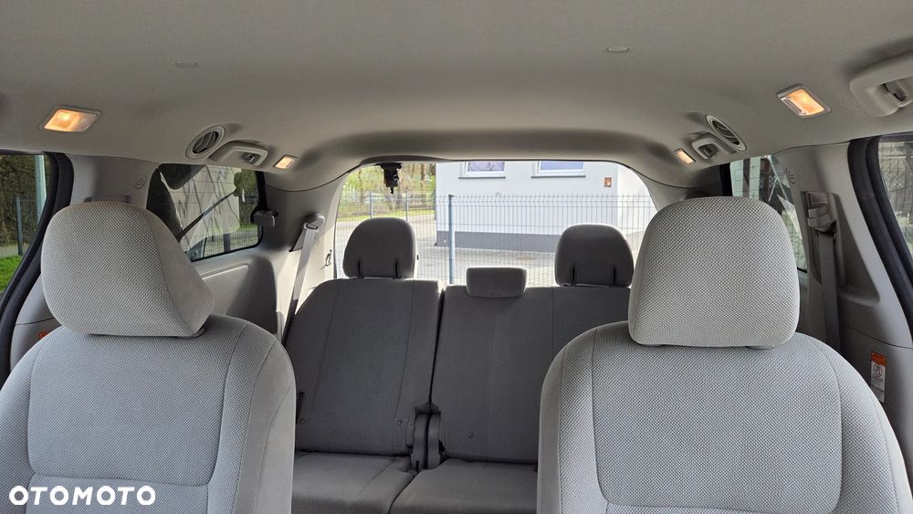 Toyota Sienna - 22