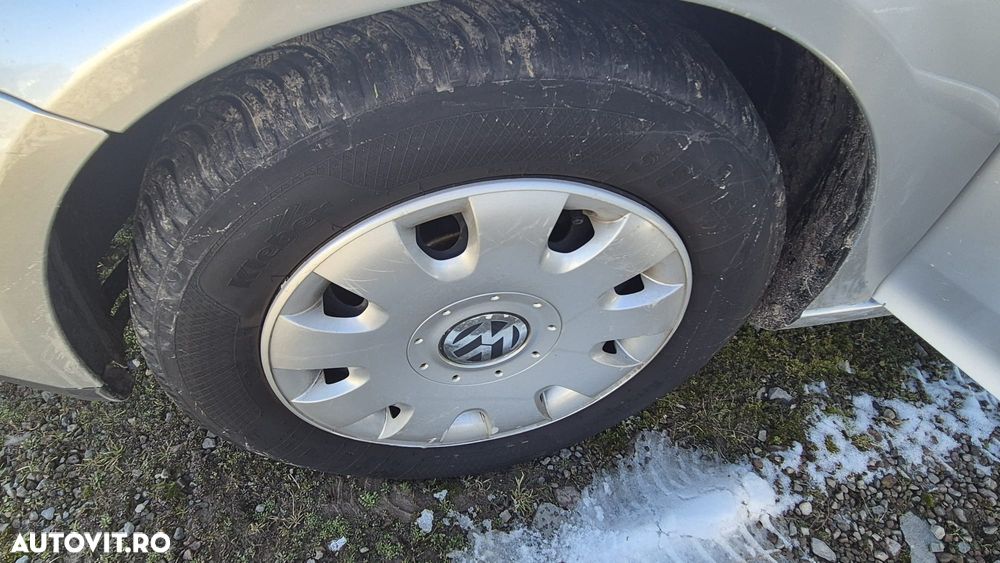 Volkswagen Golf 1.6 FSI Automatik Sportline - 19