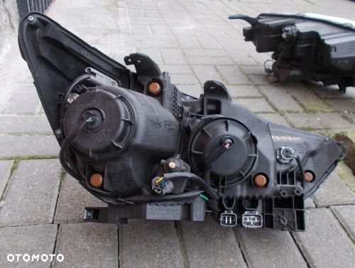 MITSUBISHI ASX 10- LEWA PRZEDNIA LAMPA ORYGINAŁ EUROPA - 11