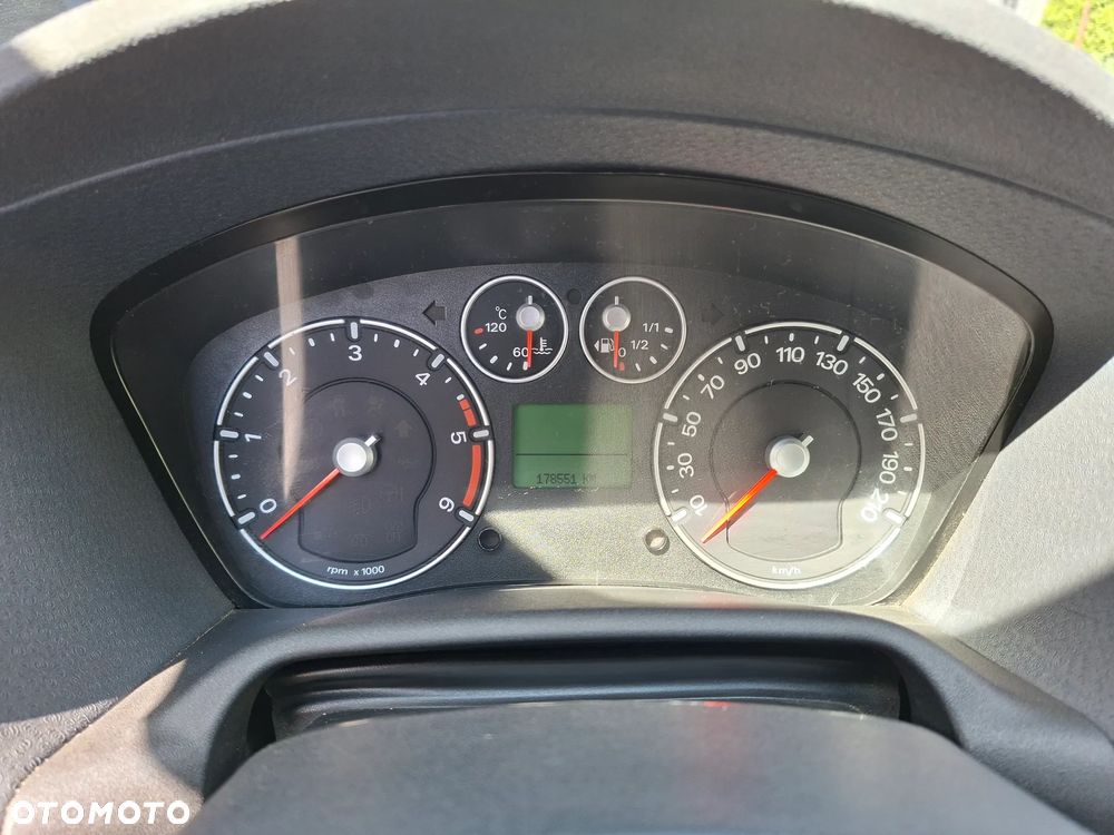 Ford Fusion 1.6 TDCI + - 8