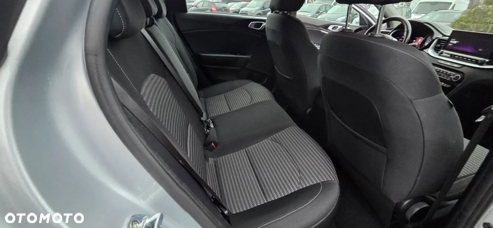 Kia Ceed 1.5 T-GDI OPF Vision - 34