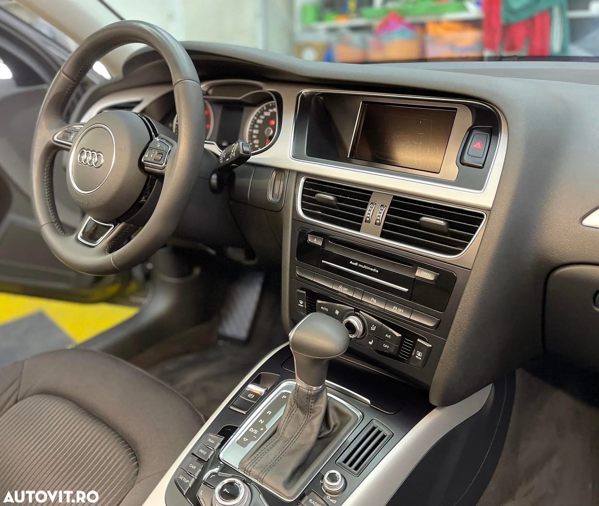 Audi A4 Avant 2.0 TDI Multitronic - 5