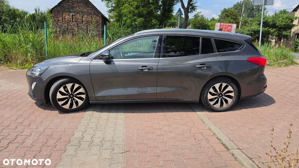 Ford Focus SW 2.0 TDCi Titanium ASS - 37