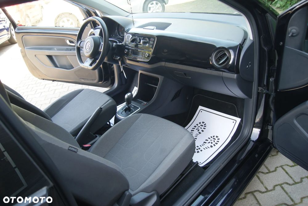 Volkswagen up! ASG move - 17