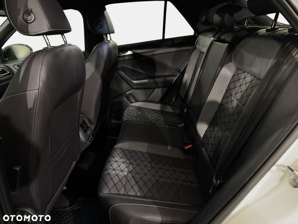 Volkswagen T-Roc - 14