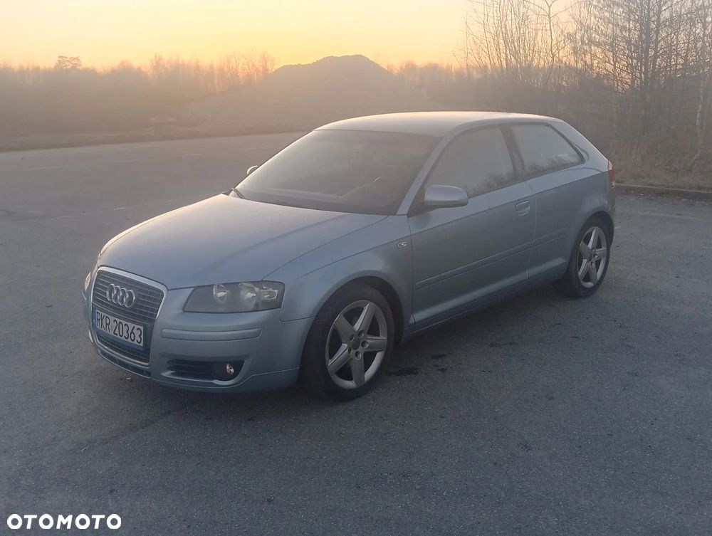 Audi A3 3-drzwiowe 2.0 TDI DPF S line Sportpaket (plus) - 2