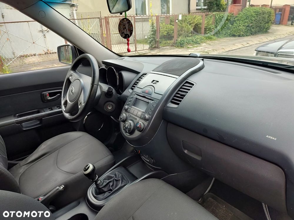 Kia Soul 1.6 CRDi XL EU5 - 13