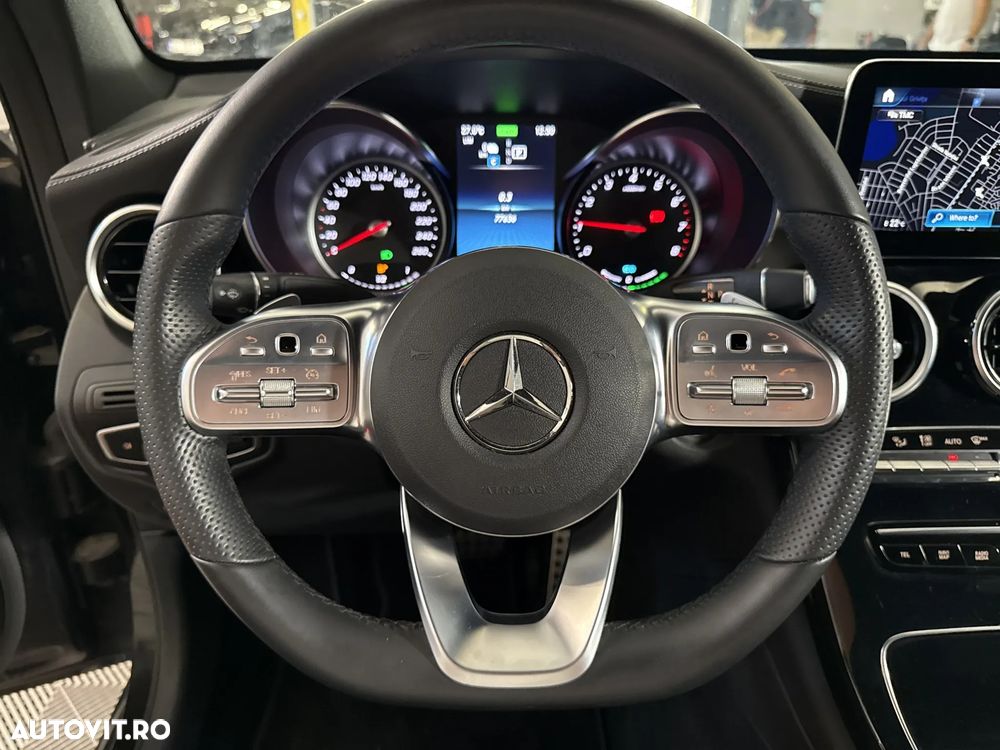 Mercedes-Benz GLC Coupe 300 e 4MATIC - 17