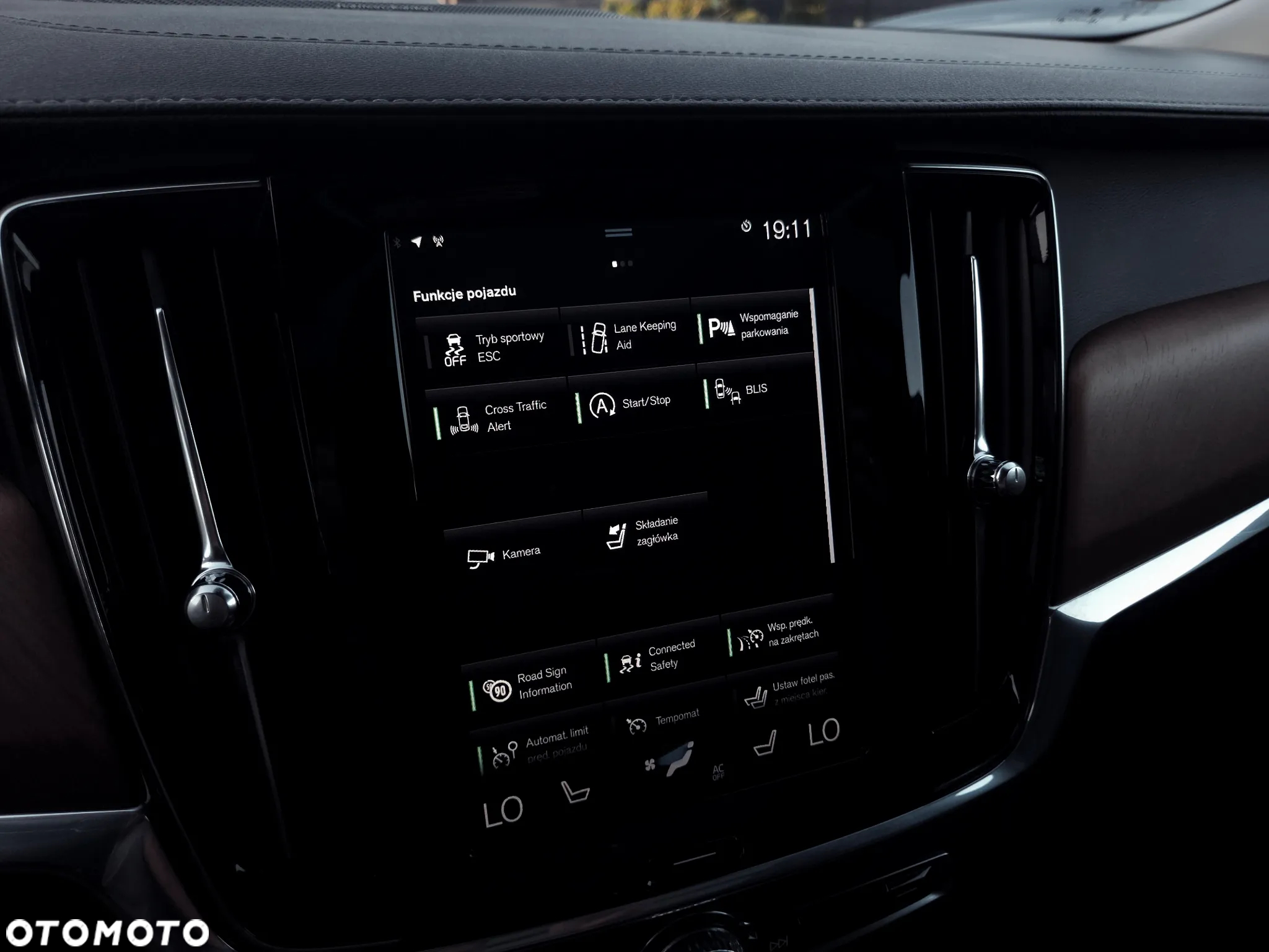 Volvo V90 D4 Inscription - 28