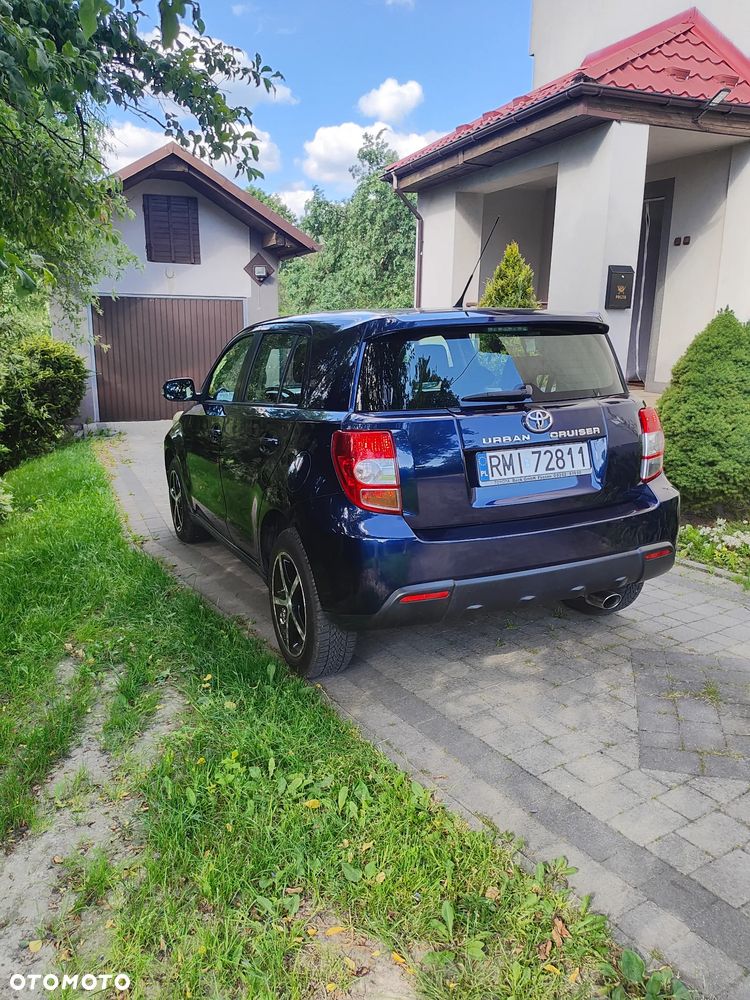 Toyota Urban Cruiser 1.4 D-4D Sol 4x4 - 6