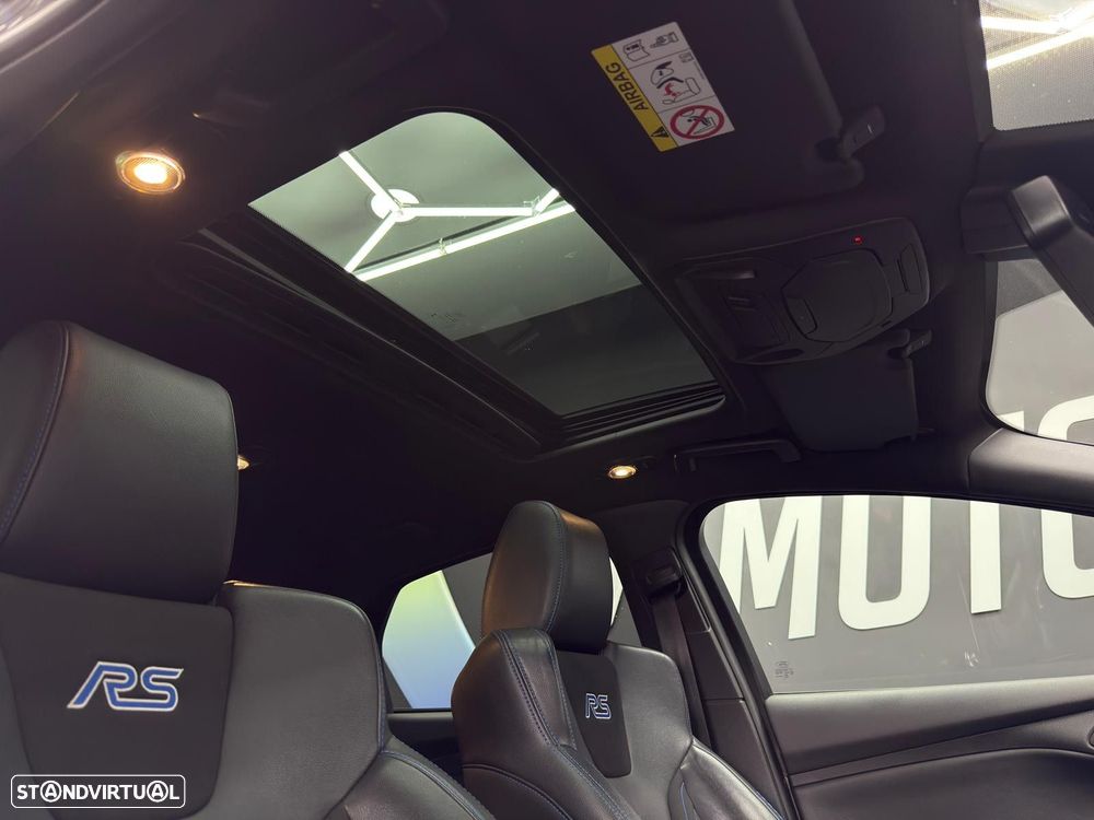 Ford Focus 2.3 EcoBoost RS Pack Performance - 29