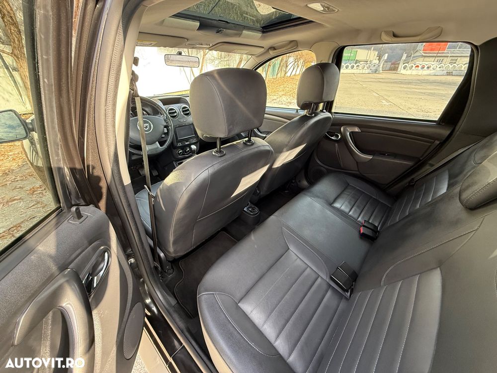 Dacia Duster TCe 125 4x2 Blackshadow - 10