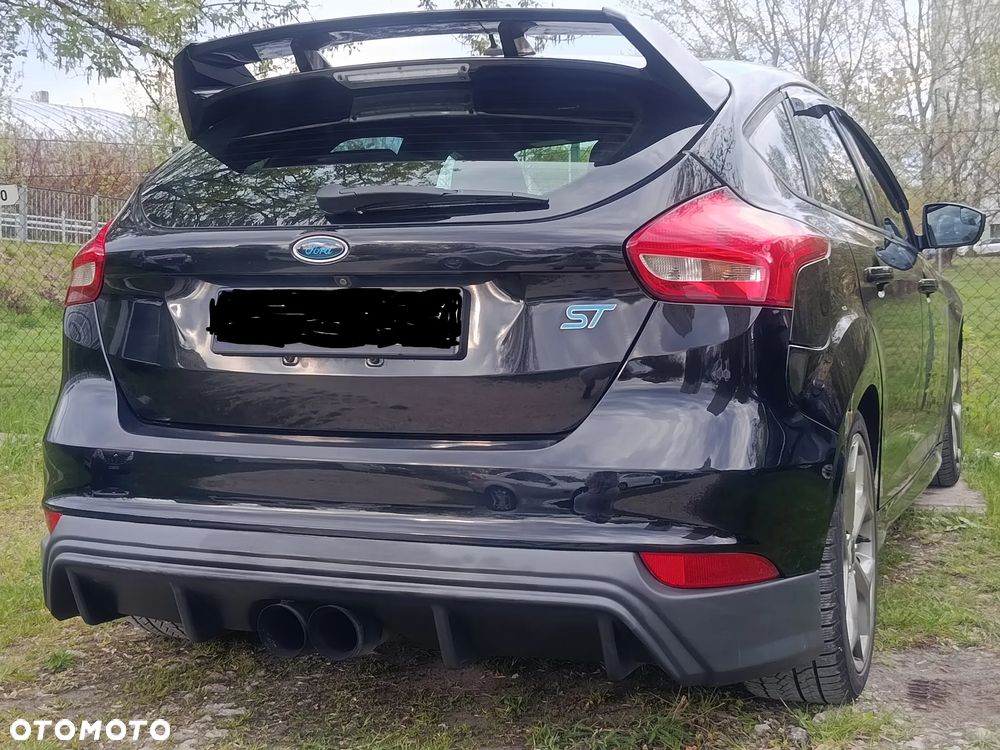 Ford Focus ST2 - 8