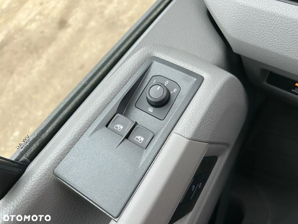 Volkswagen Crafter 35 Furgon AUTOMAT/LONG/L5H3, 2.0BiTDI 177KM, Automat, Wysoki dach, Long, r.o. 4490 - 29