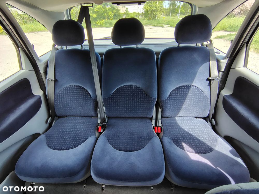 Citroën Xsara Picasso 1.6 Exclusive - 8