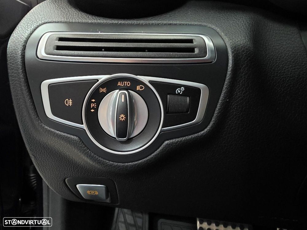 Mercedes-Benz C 200 - 21