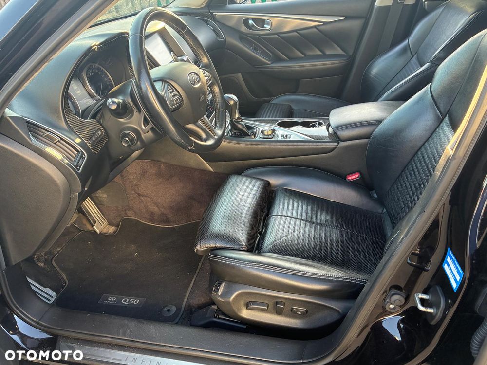 Infiniti Q50 - 8